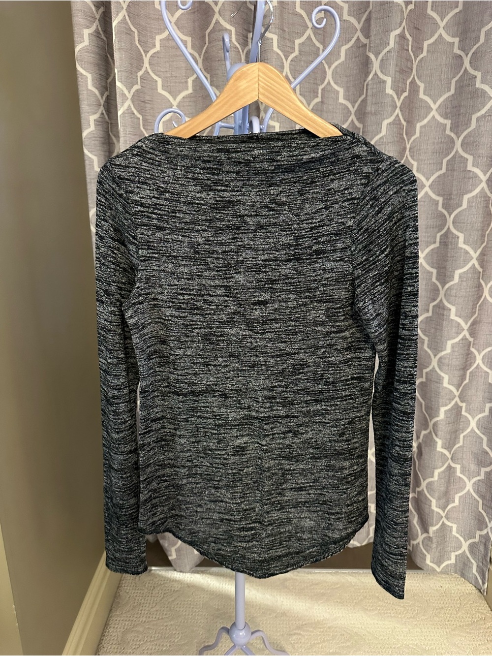 Wilfred Free Black Heather Long Sleeve Knit Top